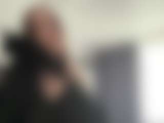 LaineBarad's Live Sex Cam Show