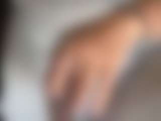 LaylaNoir MILF webcam performer live streaming