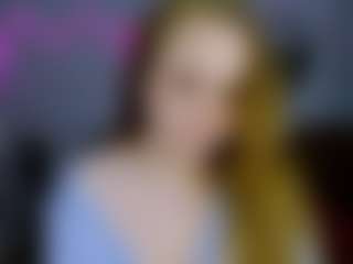 Live cam show with little-pam - Nylon on TeamSkeetLive