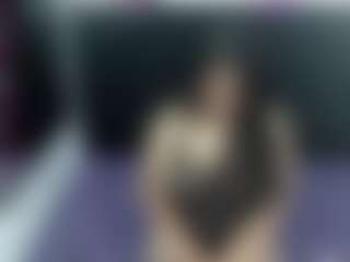 Nattii-cruz MILF webcam performer live streaming