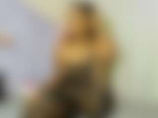Live cam show with niki247 - Gape on Free Soda