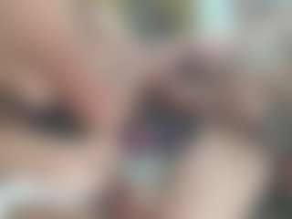 Live cam show with Nimni73 - Orgasm on AdultVida.com