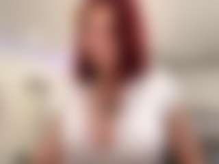 Live cam show with ValenciaShellenbarger - Red Hair on Camming Site