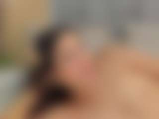 Live cam show with Valery-Cooper8 - Gape on friskycurves.com