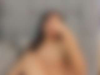 Live cam show with Valery-Cooper8 - Spank on instabang