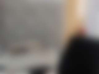 Live cam show with Valery-Cooper8 - Brown Eyes on makecum.org