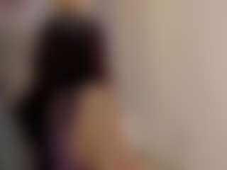 Live cam show with Valery-Cooper8 - Tease on Latina Girls