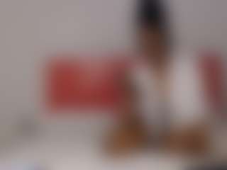 Live cam show with amandahun - Lesbian on Milf Play