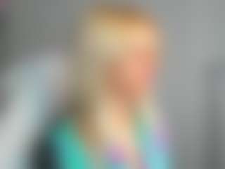 Live cam show with Bunny-Elsy - Blonde Hair on CSO-WL