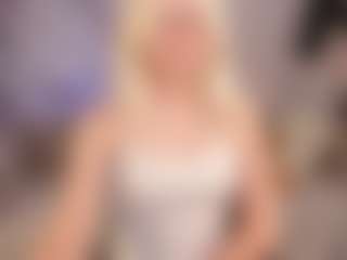 Live cam show with Bunny-Elsy - Sexy on Dolls Live