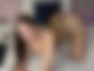 Live cam show with CataleyaBennett - Brown Eyes on Uber Horny