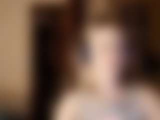 Live cam show with CherrieQuinalty - Ebony on googirlz