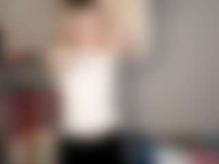 CherrieQuinalty's Live Sex Cam Show