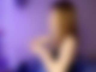 Live cam show with CherrieQuinalty - Tiny Tits on SinfulBabes