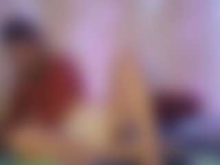 Live cam show with CherrieQuinalty - Upskirt on Camsoda Late Night