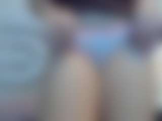 ChloeeBell's Live Sex Cam Show