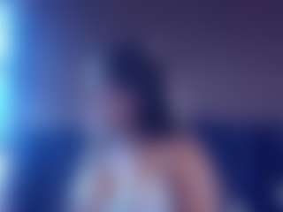 ChloeeBell's Live Sex Cam Show