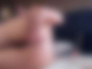 ChloeeBell's Live Sex Cam Show