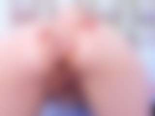 ErikaStar's Live Sex Cam Show