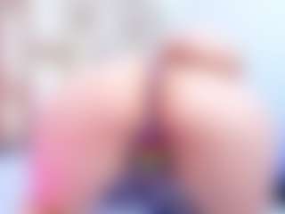 Live cam show with ErikaStar - Brown Hair on Dolls Live