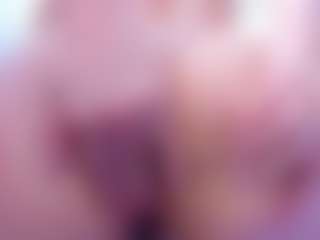 Live cam show with ErikaStar - Brown Hair on Dolls Live