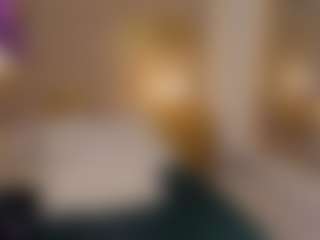 FadiaLacrimosa's Live Sex Cam Show