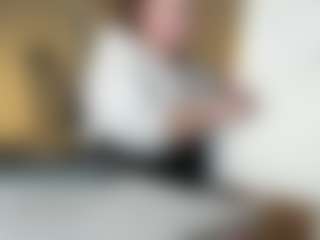 Live cam show with Florence - Stockings on friskycurves.com