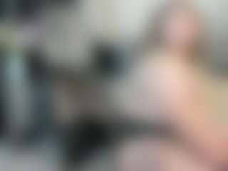 Live cam show with Florence - Fatpussy on livesuperchat.net