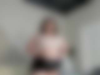 Florence's Live Sex Cam Show