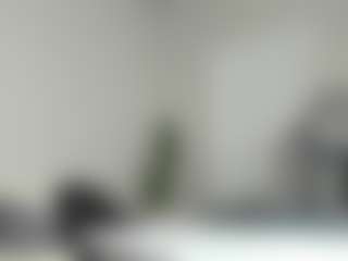 Live cam show with Florence - Green Eyes on Fit Hotties