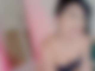Live cam show with JuliaMyst - Anal on Free Soda