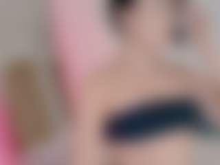 Live cam show with JuliaMyst - Bitch on Nude Live Now