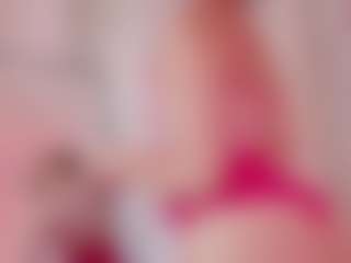 Live cam show with JuliaMyst - Nylon on 1on1-livenow