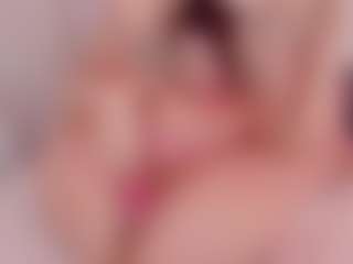 JuliaMyst's Live Sex Cam Show