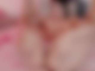 Live cam show with JuliaMyst - Bitch on Uber Horny