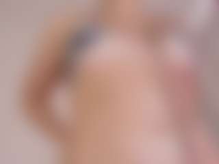 JuliaMyst's Live Sex Cam Show