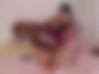Live cam show with JuliaMyst - Body Massage on LiveSexCams6