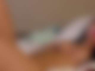 Live cam show with leonameilee - Green Eyes on Camming Site