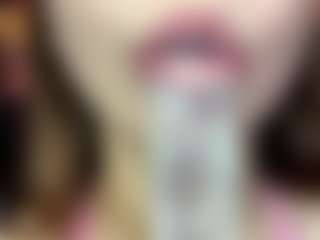 Live cam show with LilLilith - Brown Hair on studioflirtlive.com