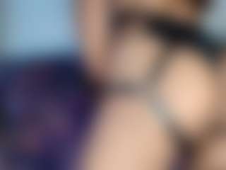 LolaGibson's Live Sex Cam Show