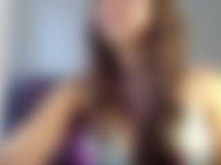 Live cam show with LolaGibson - Dominant on Camsoda