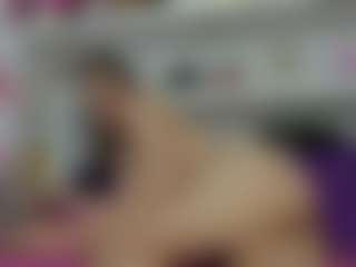 Live cam show with luciatemptation - Camel Toe on SpankPalCams