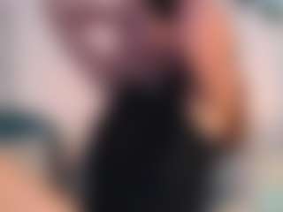 Live cam show with OlimpiyaS - Wife on sexylivex.com