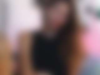 Live cam show with OlimpiyaS - Housewife on Uber Horny