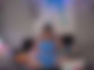 RocketBaddieRips MILF webcam performer live streaming
