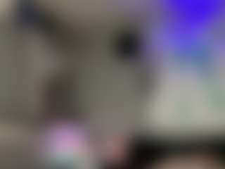 RocketBaddieRips's Live Sex Cam Show