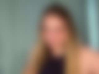 SheriIzsak's Live Sex Cam Show