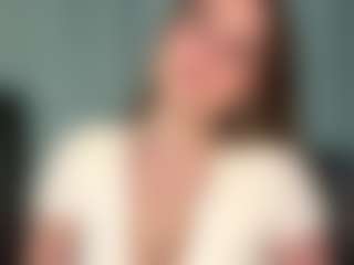 SheriIzsak's Live Sex Cam Show