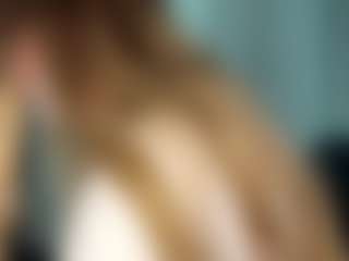 SheriIzsak's Live Sex Cam Show