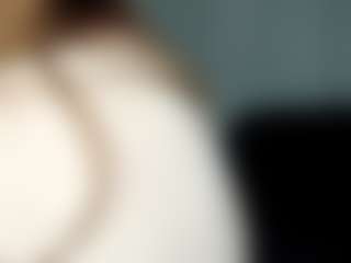 SheriIzsak's Live Sex Cam Show